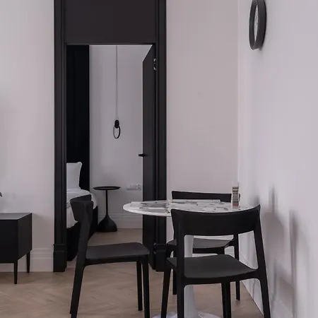 Rentplanet - Wlodkowica דירה *